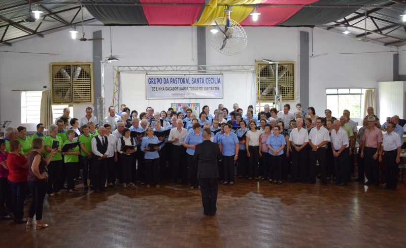 Linha Caçador sediou 5º Encontro Microregional de Canto e Coral