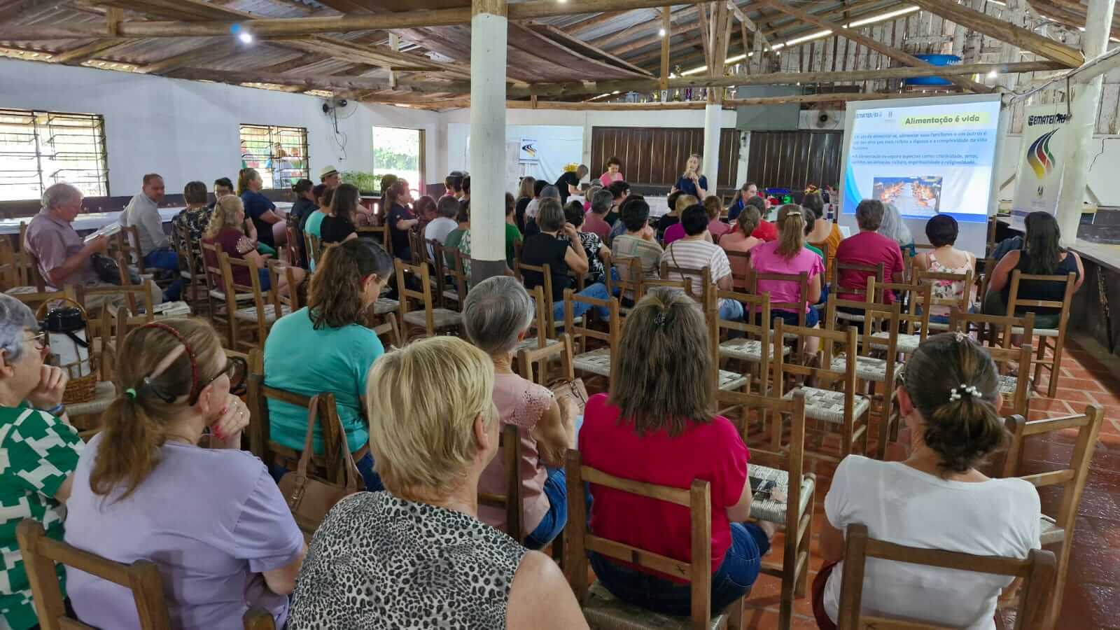<p><strong>Encontro Municipal de Mulheres Rurais</strong></p>