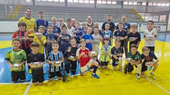 <p><strong>Escolinha de Futsal</strong></p>