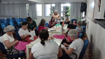 <p><strong>Curso de Bordado &agrave; M&atilde;o </strong></p>