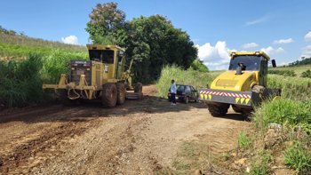 <p>Secretaria de Obras intensifica melhorias em estradas</p>