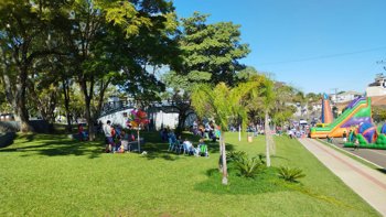 Dia da Fam&iacute;lia na Pra&ccedil;a &eacute; transferido