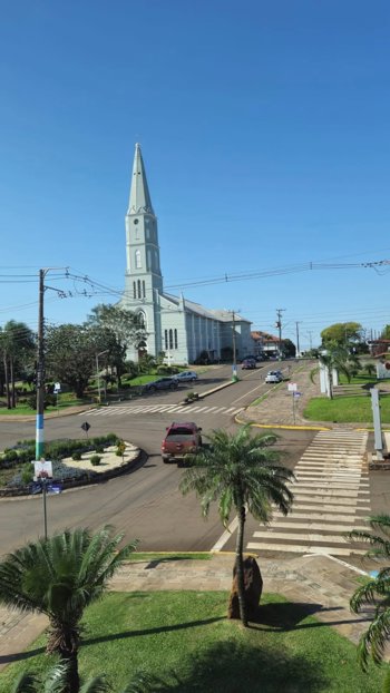 Obras de revitaliza&ccedil;&atilde;o asf&aacute;ltica iniciam na Avenida S&atilde;o Jos&eacute;