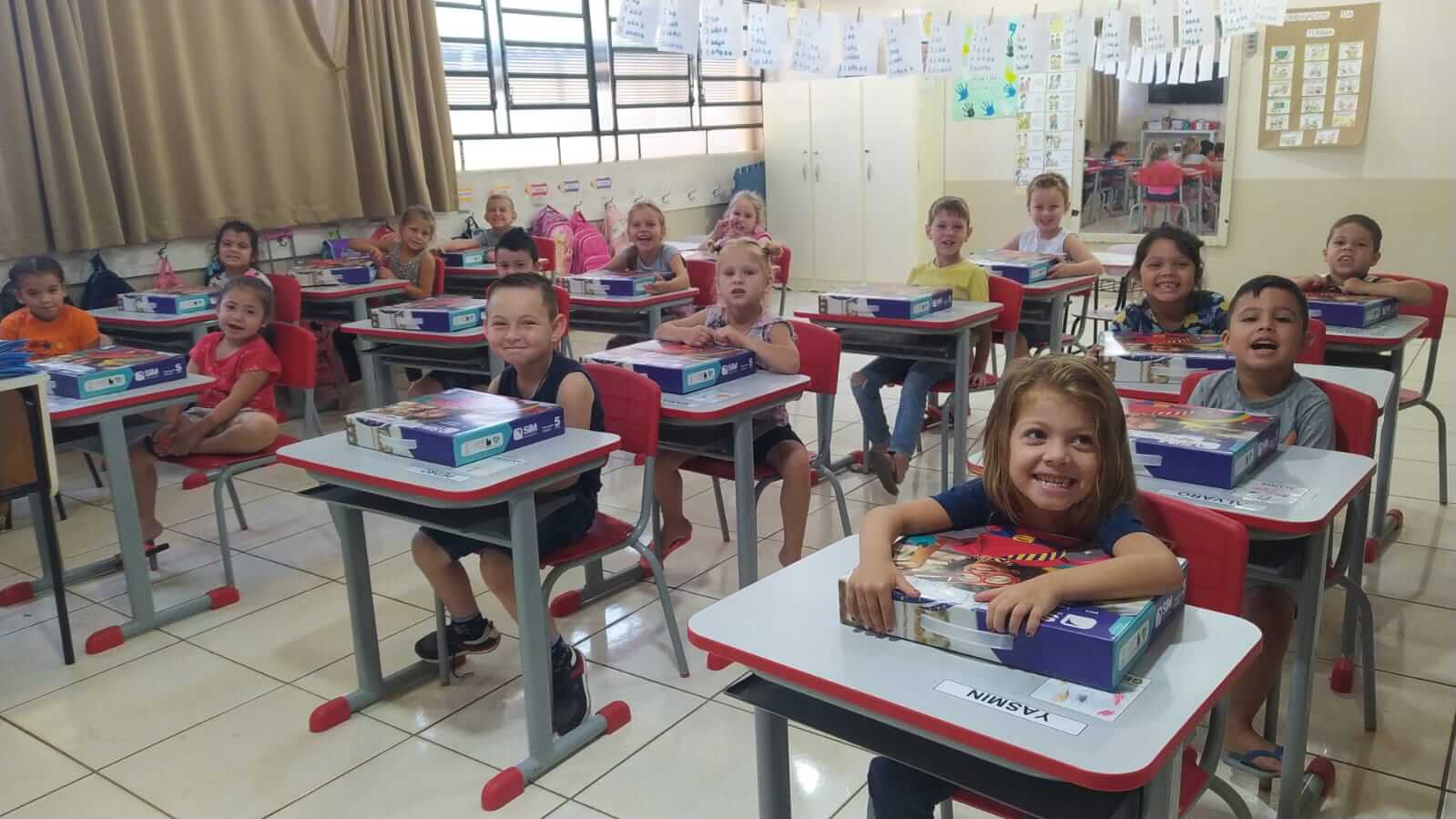 Pais dos alunos do Jardim B, conhecem o  SIM – Sistema de Ensino FTD
