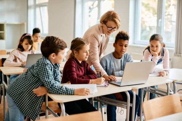 <p>Aten&ccedil;&atilde;o Pais e Alunos das Escolas da Rede Municipal!</p>
<p>&nbsp;</p>
<p>&nbsp;</p>