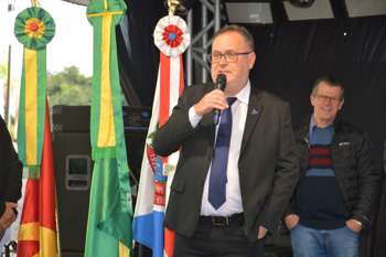 <p><strong>FEIRA 70 ANOS DE PORTO LUCENA</strong></p>