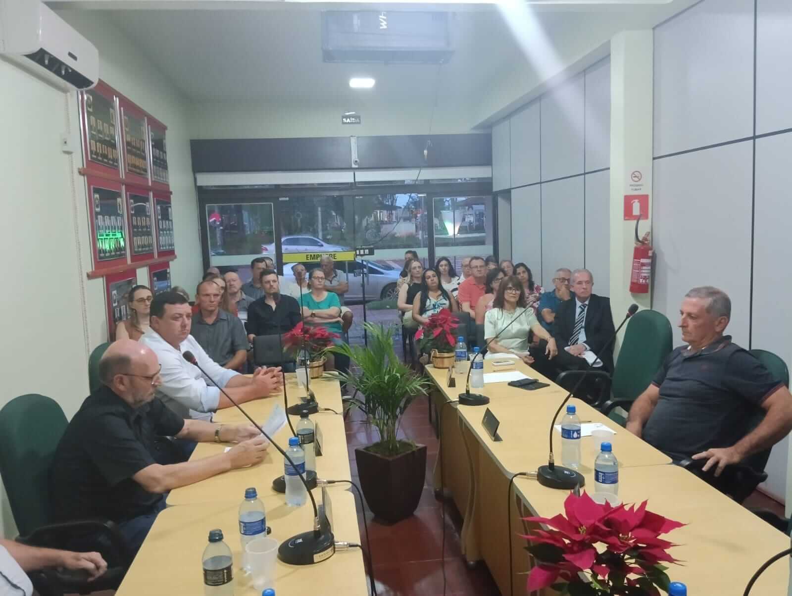 Títulos e Moções 